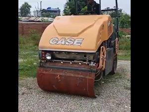 Case  450 DX Tandem Roller on Sale.